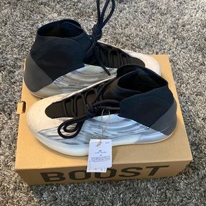 NWT - Yeezy Basketball shoes
